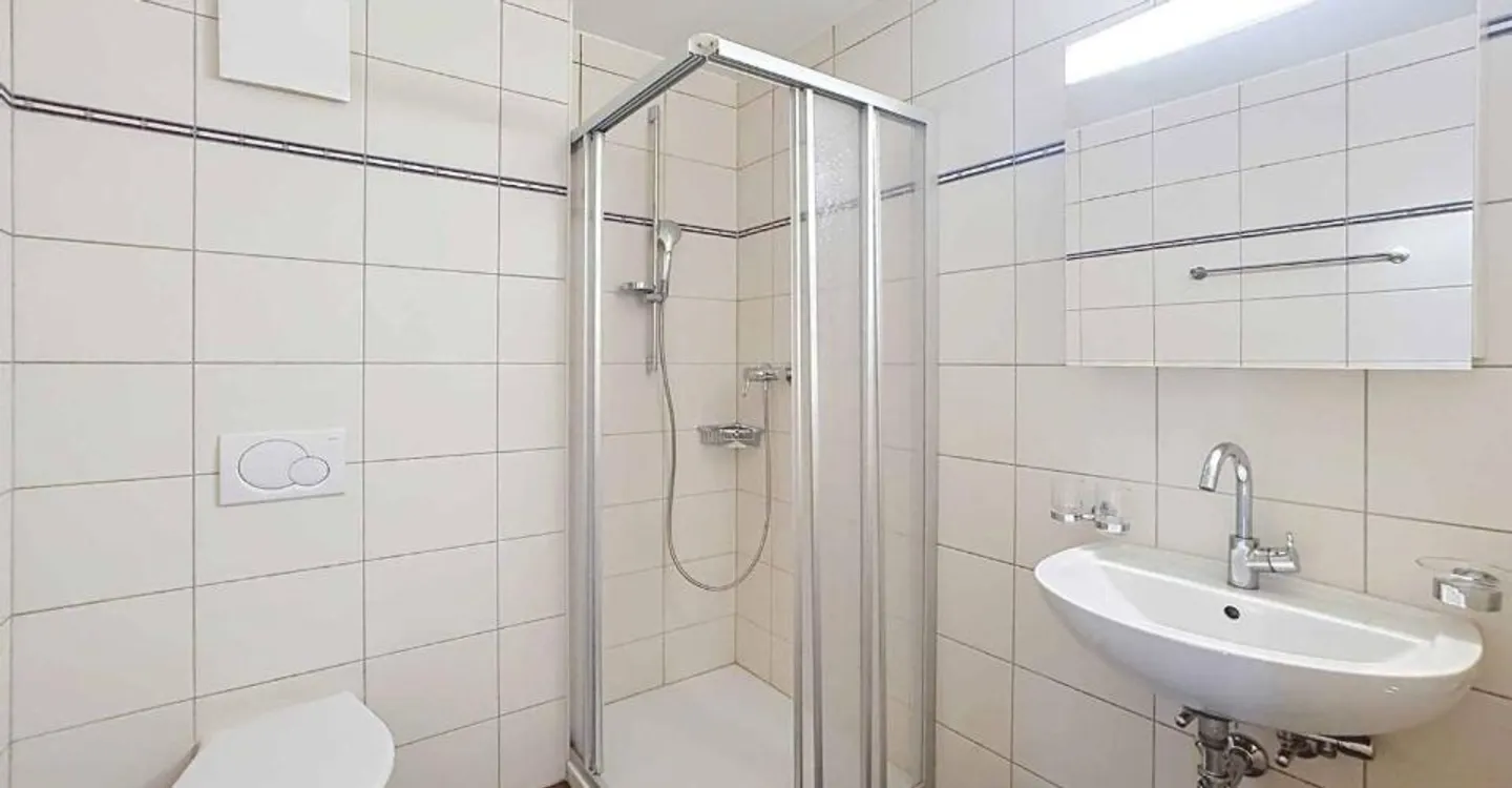 Geräumige 4,5-Zimmer-Wohnung von 137,7 m2 mit Mezzanin und überdachten Balkonen - Foto 9 von 10