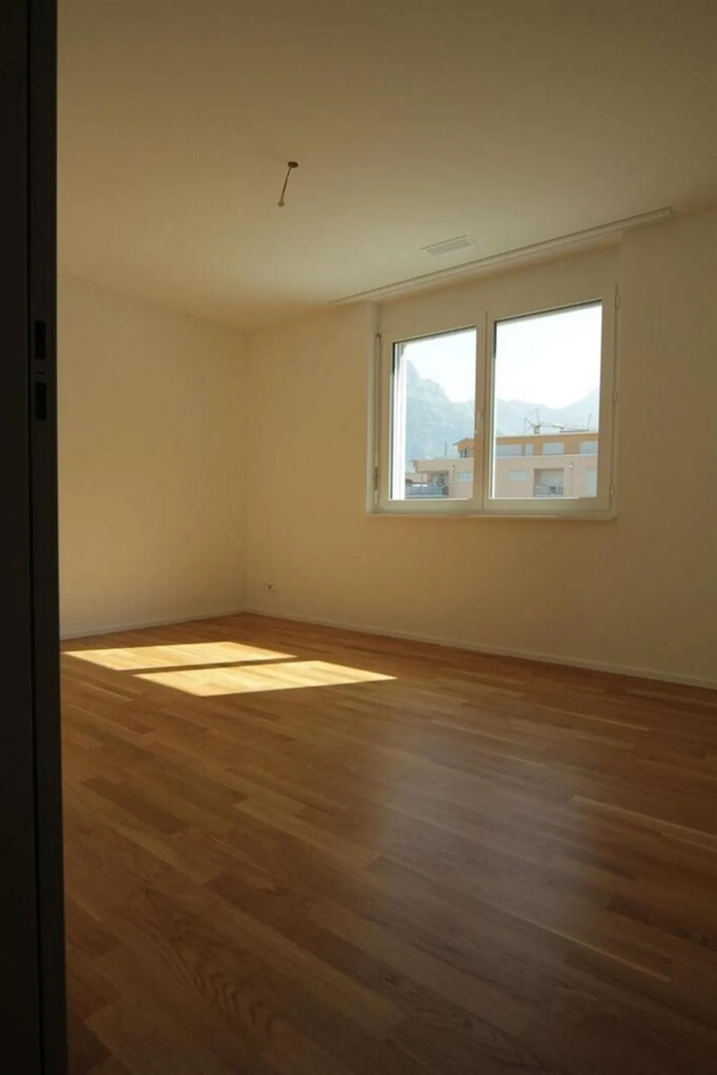 Timeless apartment for rent in Unterterzen! - Photo 4 of 5