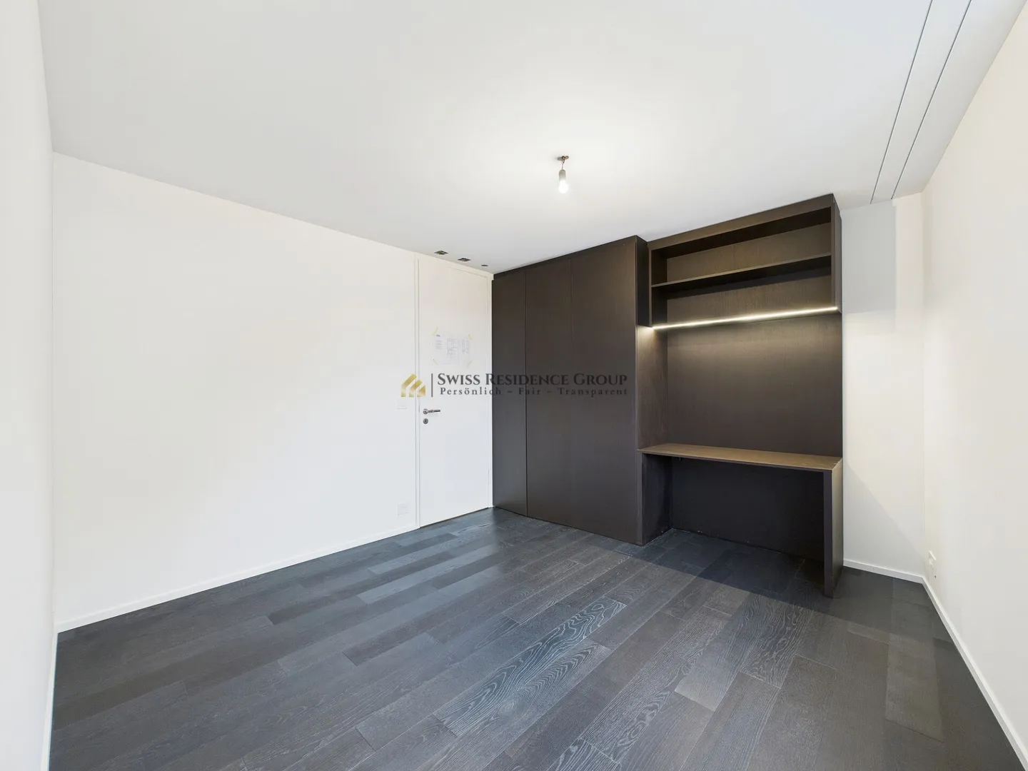 Privileged living on Lake Zurich with: 5.5-room residence with private pool, garden, lake and mountain views - Photo 11 of 15