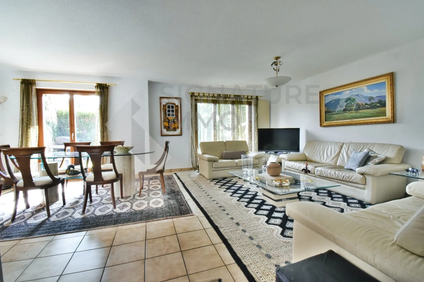 Villa adiacente 5.5 camere in assoluta tranquillità - Foto 3 di 9