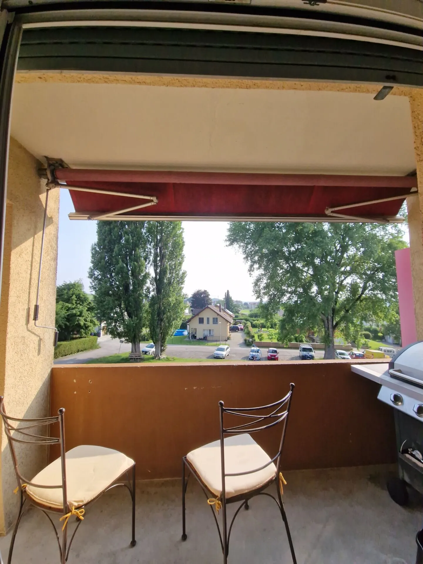 3.5-room apartment with 2 balconies in a quiet location in Courtaman for rent! - Photo 5 of 12