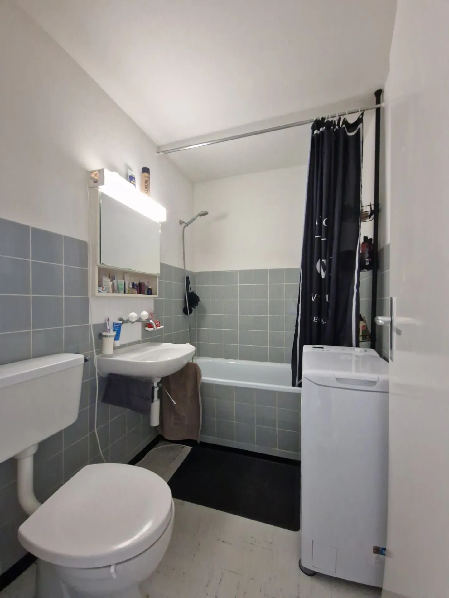 3.5-room apartment with 2 balconies in a quiet location in Courtaman for rent! - Photo 7 of 12