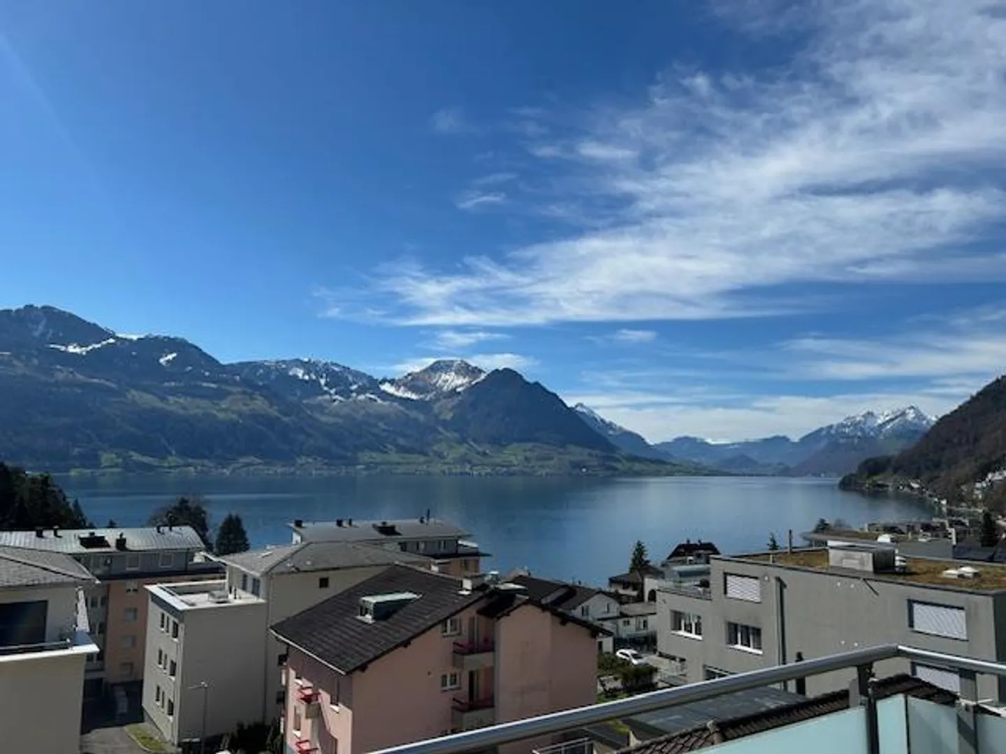 Beautiful penthouse apartment in the heart of Central Switzerland - Photo 3 of 6