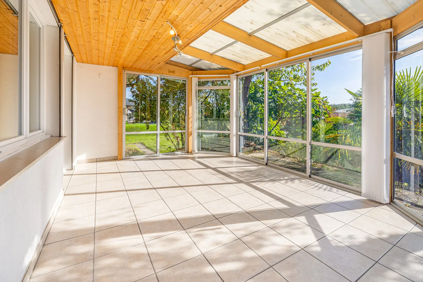 Quality of life and freedom of design near the lake - Photo 2 of 13