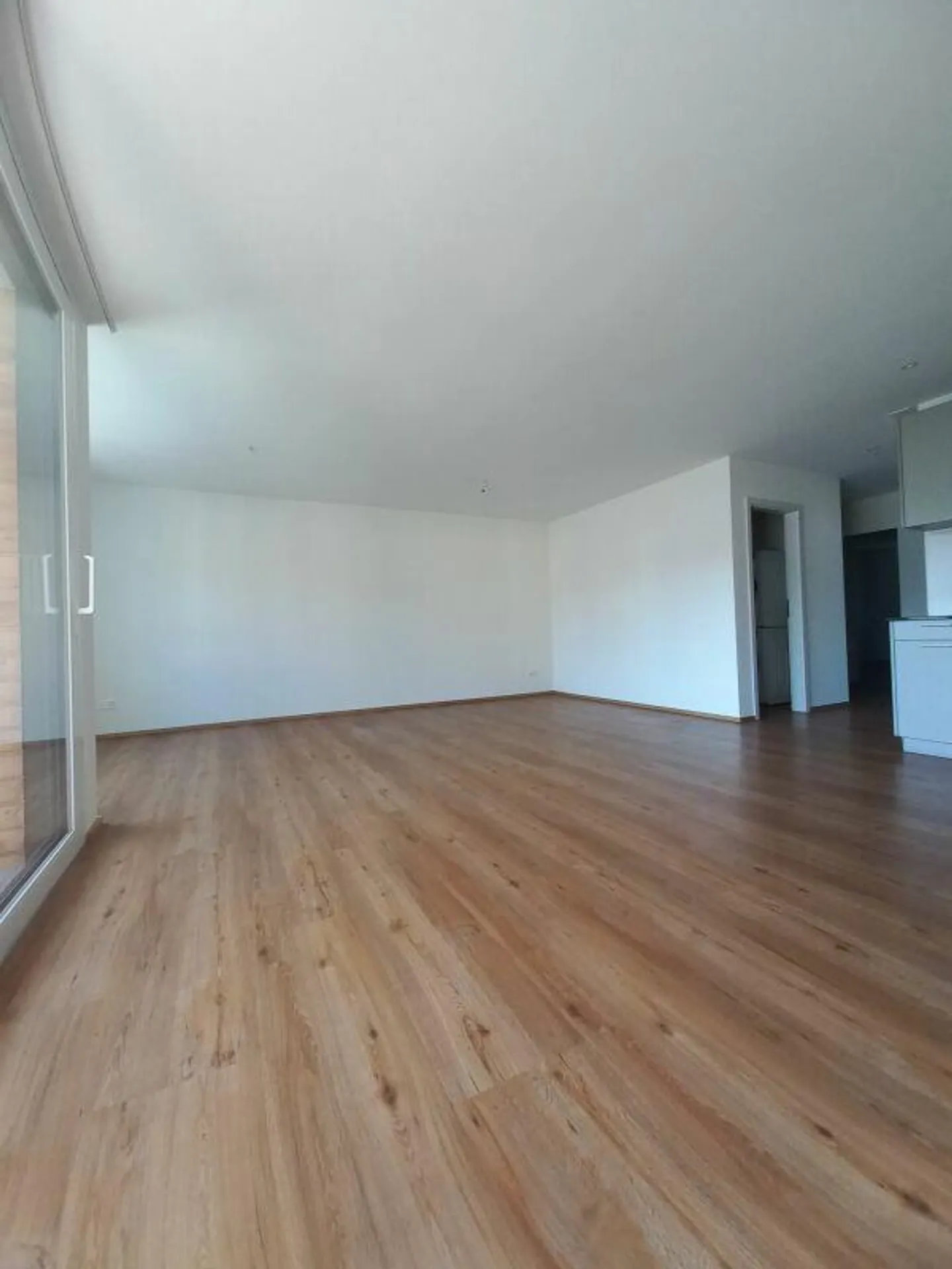 Appartement lumineux de 3,5 pièces - Photo 2 sur 12