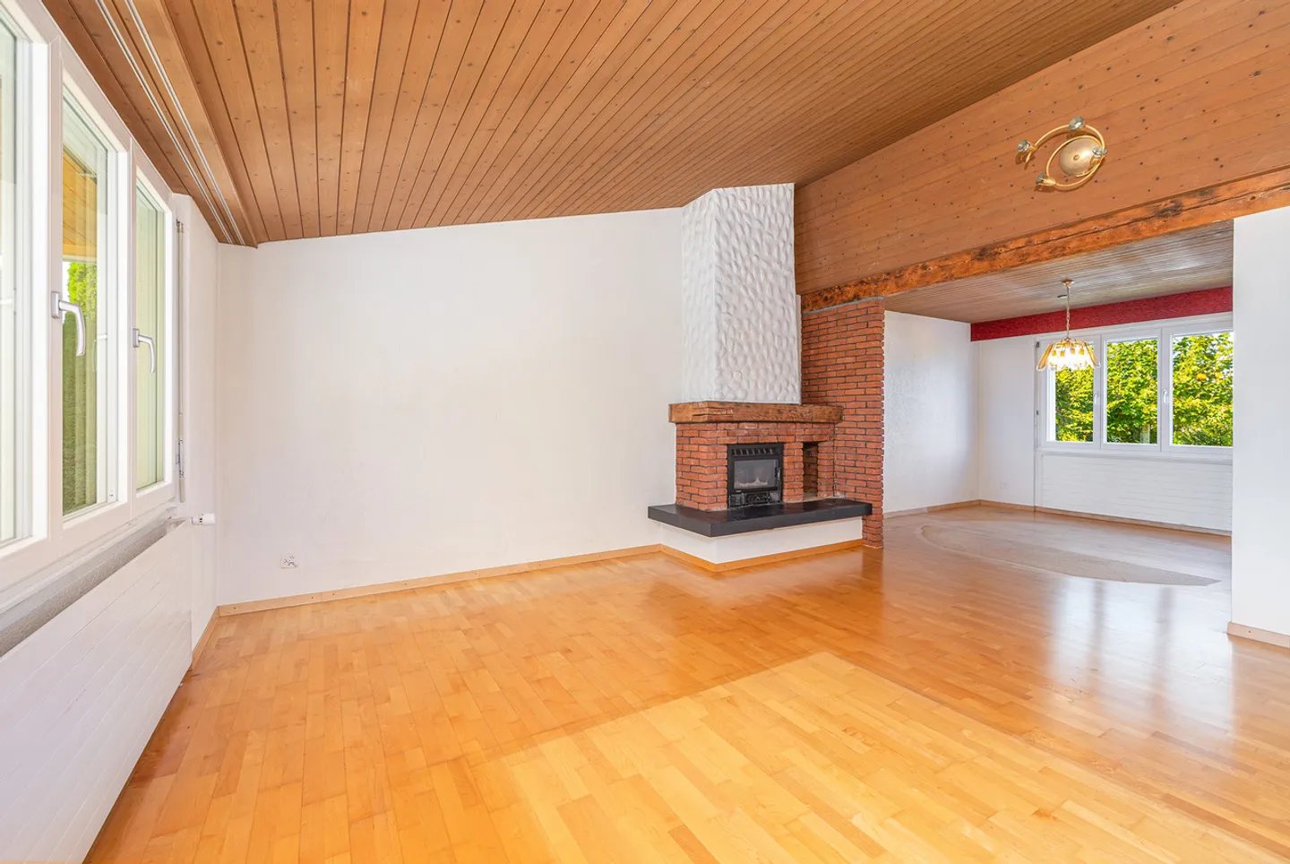 Quality of life and freedom of design near the lake - Photo 4 of 13