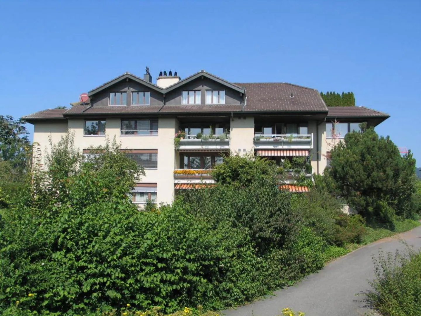 Geräumige Wohnung in Sempach - Foto 1 von 7