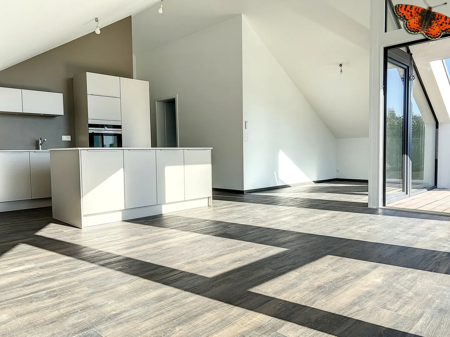 3½ Rooms - 20 Minutes from Neuchâtel - Photo 1 of 12