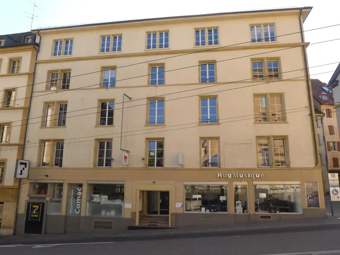 240 m² Offices in the City Center - Photo 10 of 10
