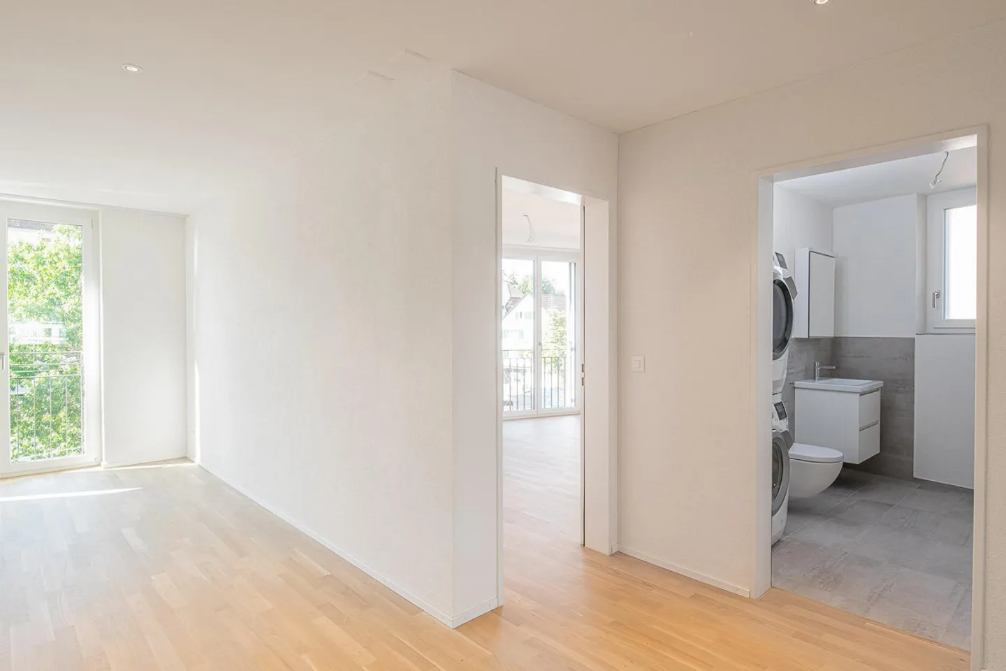 Beautiful modern 3.5 room apartment in Neuhausen! - Photo 5 of 13
