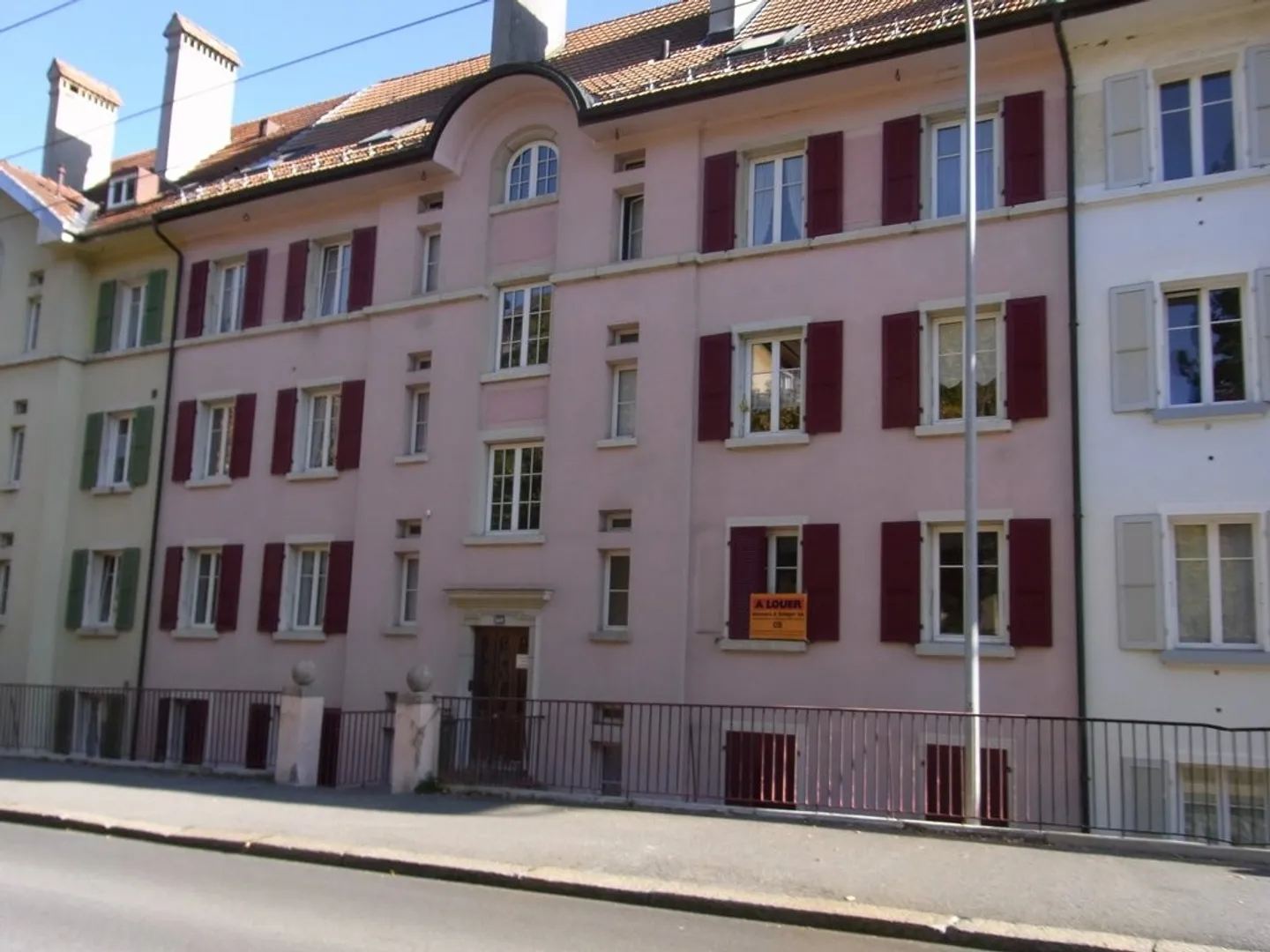 3 STANZE TUTTO COMFORT AL PIANO TERRA - Foto 8 di 9