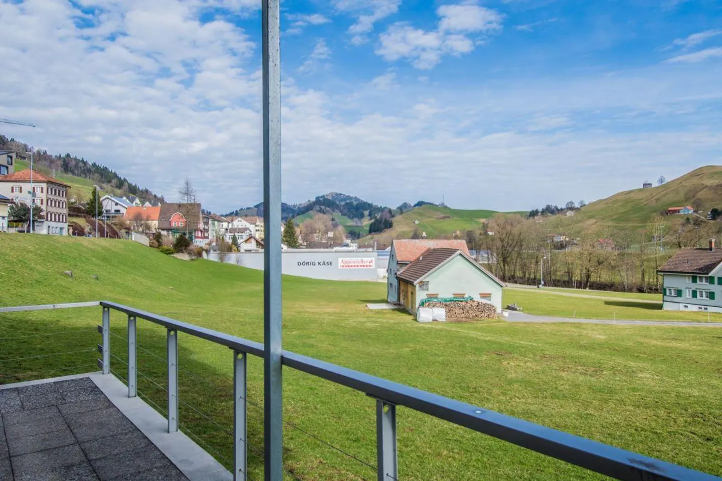 Appartamento ristrutturato con vista - Foto 1 di 5
