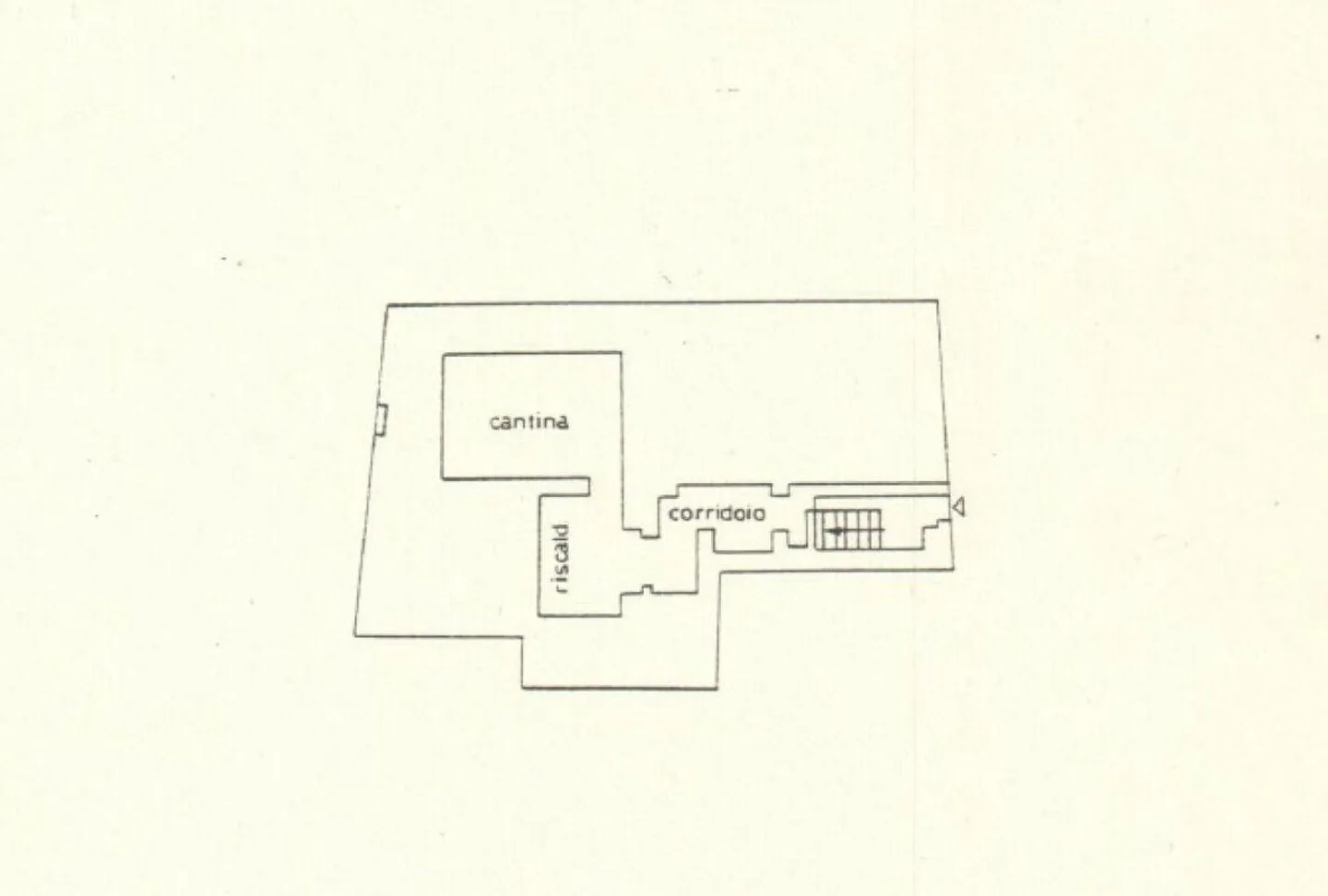IN VENDITA NEL CENTRO DI VIRA GAMBAROGNO - CASA PLURIFAMILIARE CON 4 APPARTAMENTI E UN MAGAZZINO - Foto 11 di 15