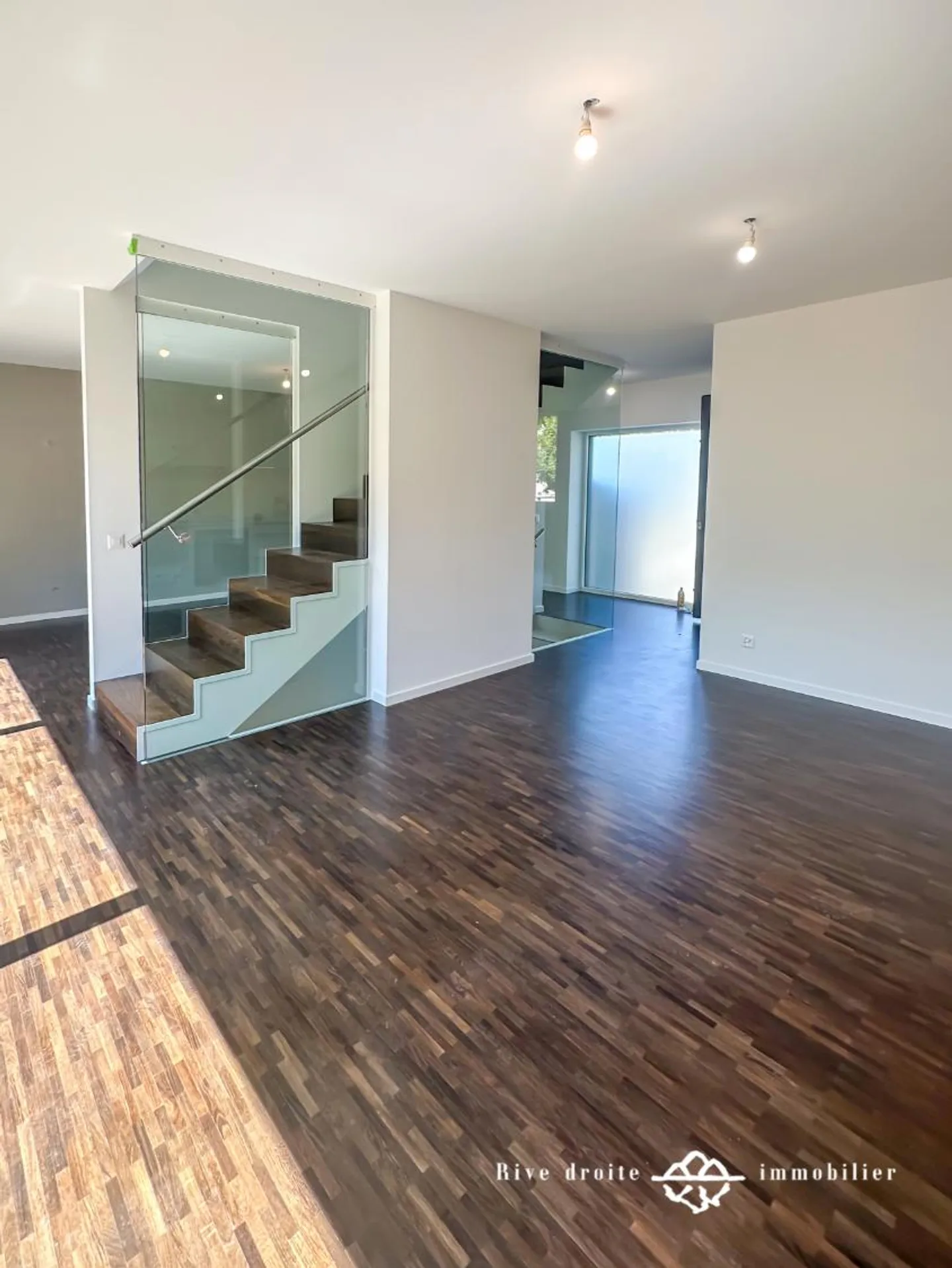 Terraced House - Photo 4 of 15
