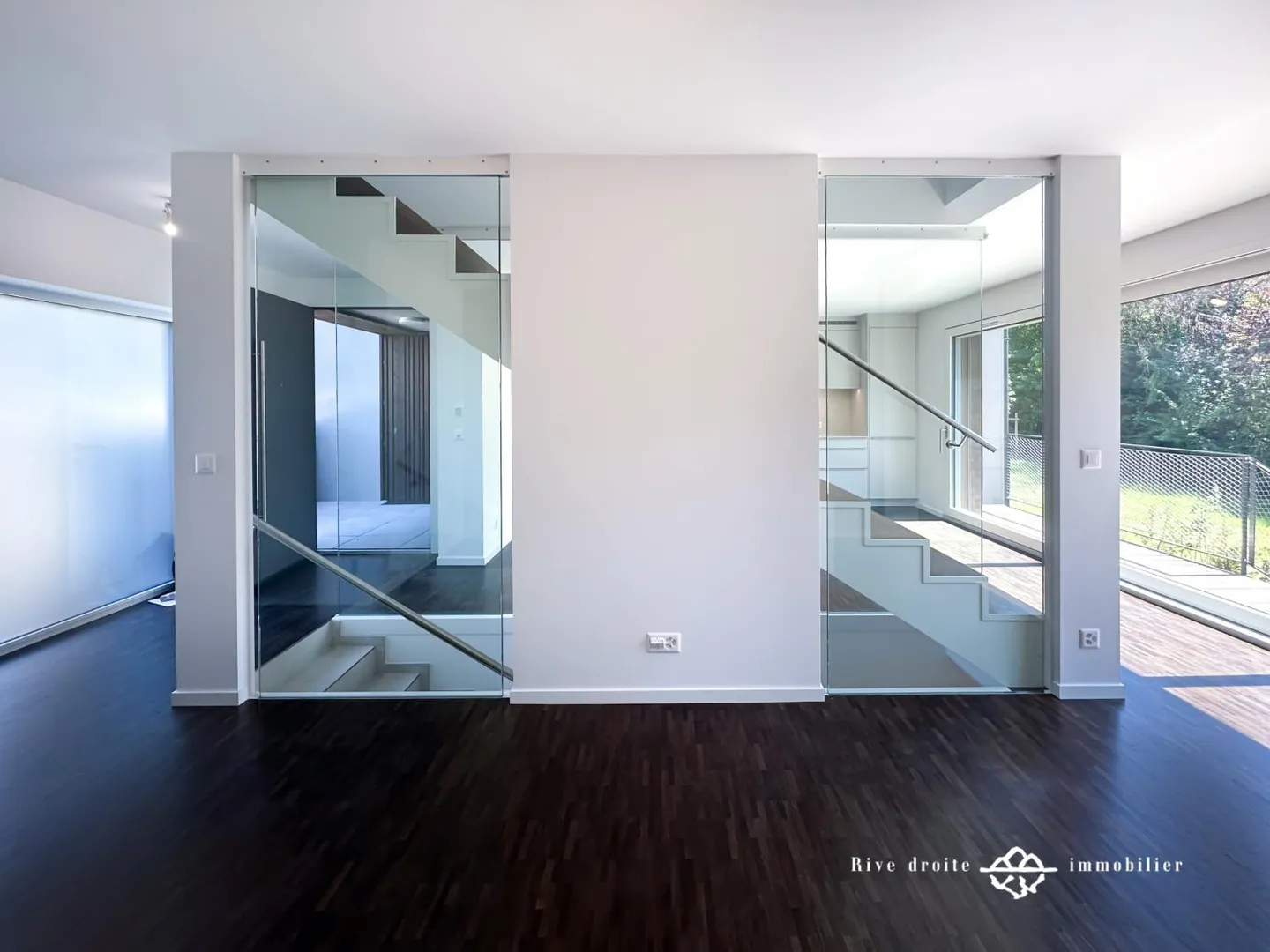 Terraced House - Photo 2 of 15