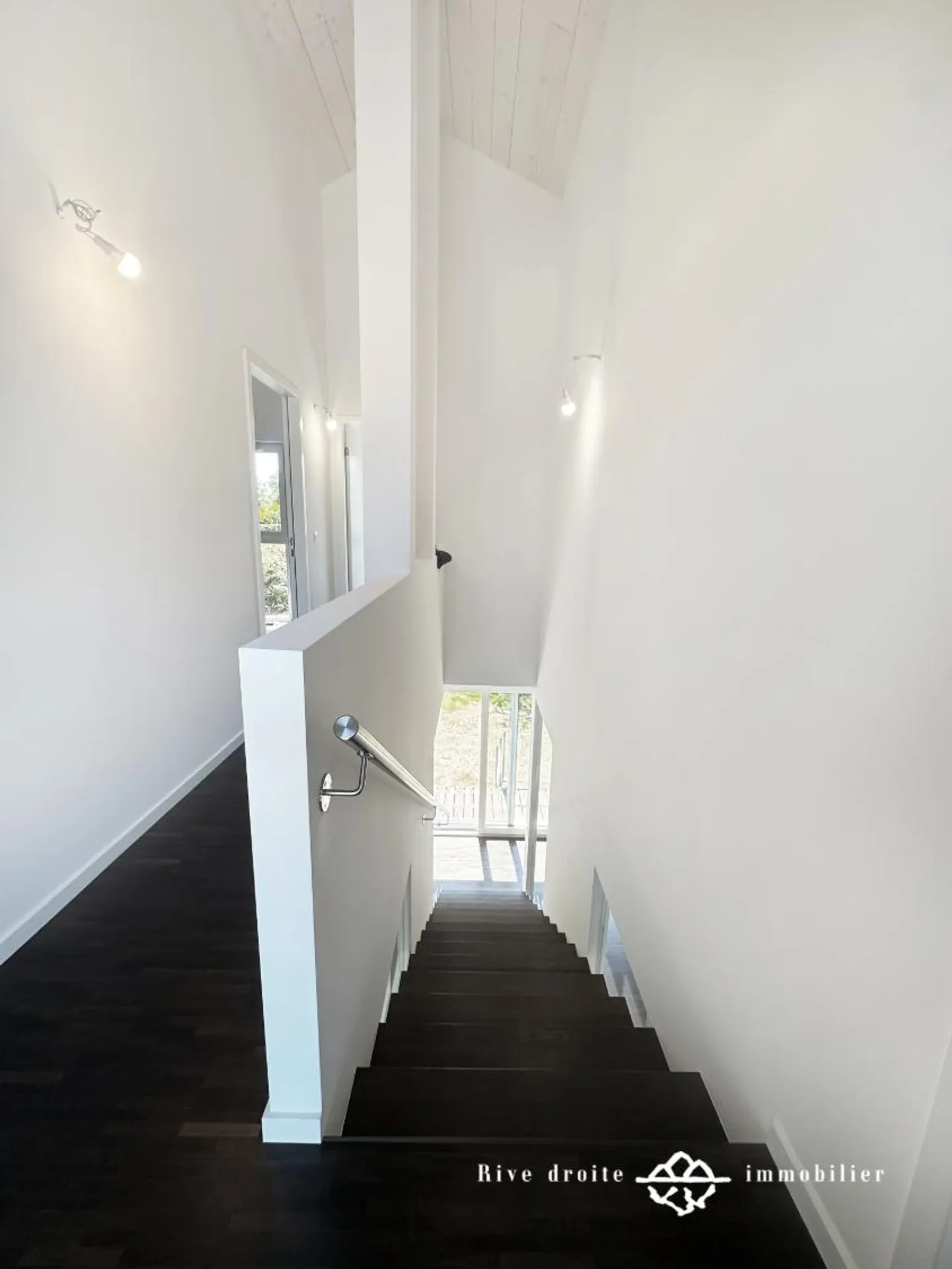 Terraced House - Photo 13 of 15