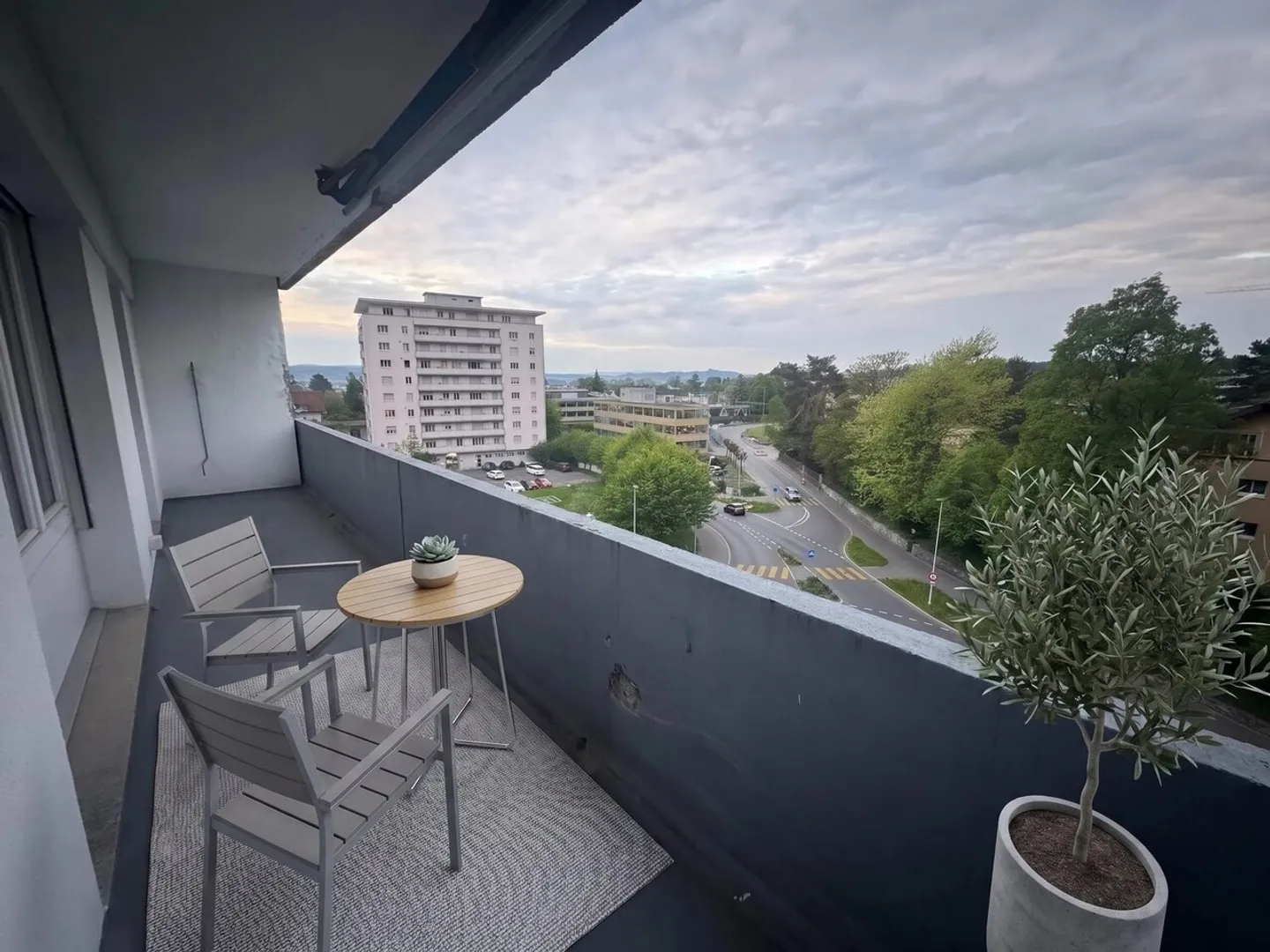 Attractive 4.5-room apartment with plenty of light and comfort - Photo 6 of 6