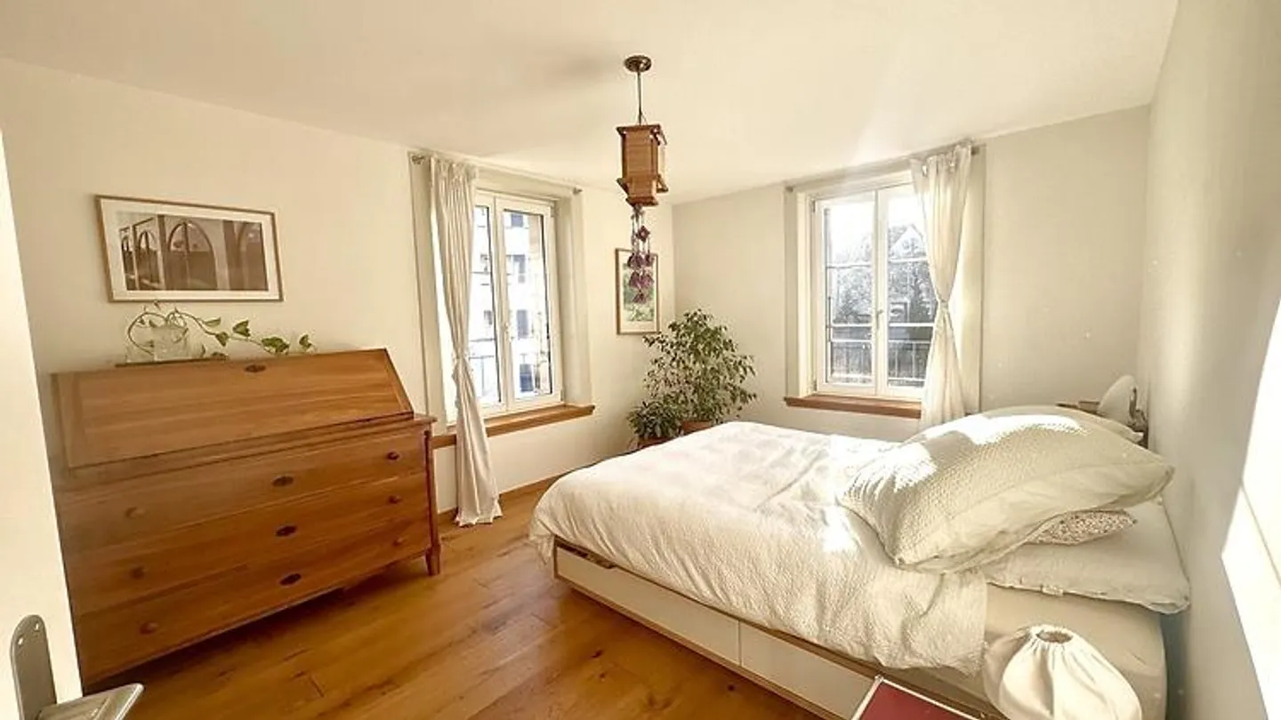 APPARTEMENT 4½ PIÈCES À BERNE - MATTENHOF, MEUBLÉ, TEMPORAIRE - Photo 4 sur 8