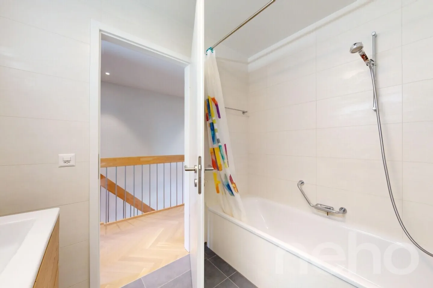 Sehr helles 3,5-Zimmer-Duplex in einem Minergie-ECO-Gebäude - Foto 10 von 13