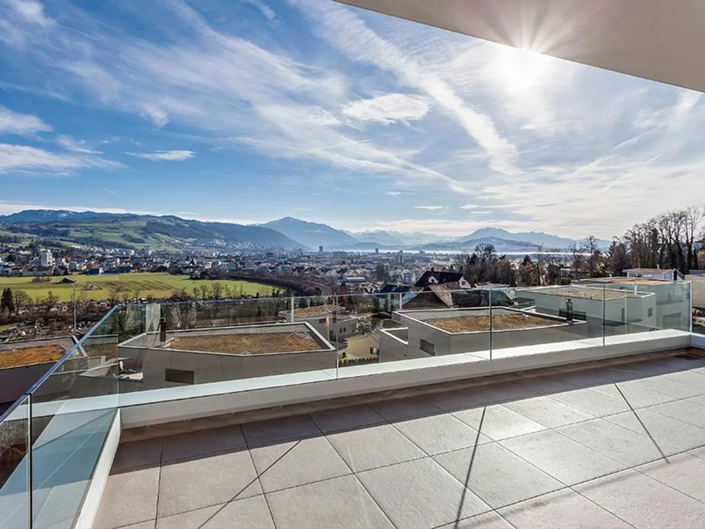 The Grand View | Villa - Photo 10 of 11