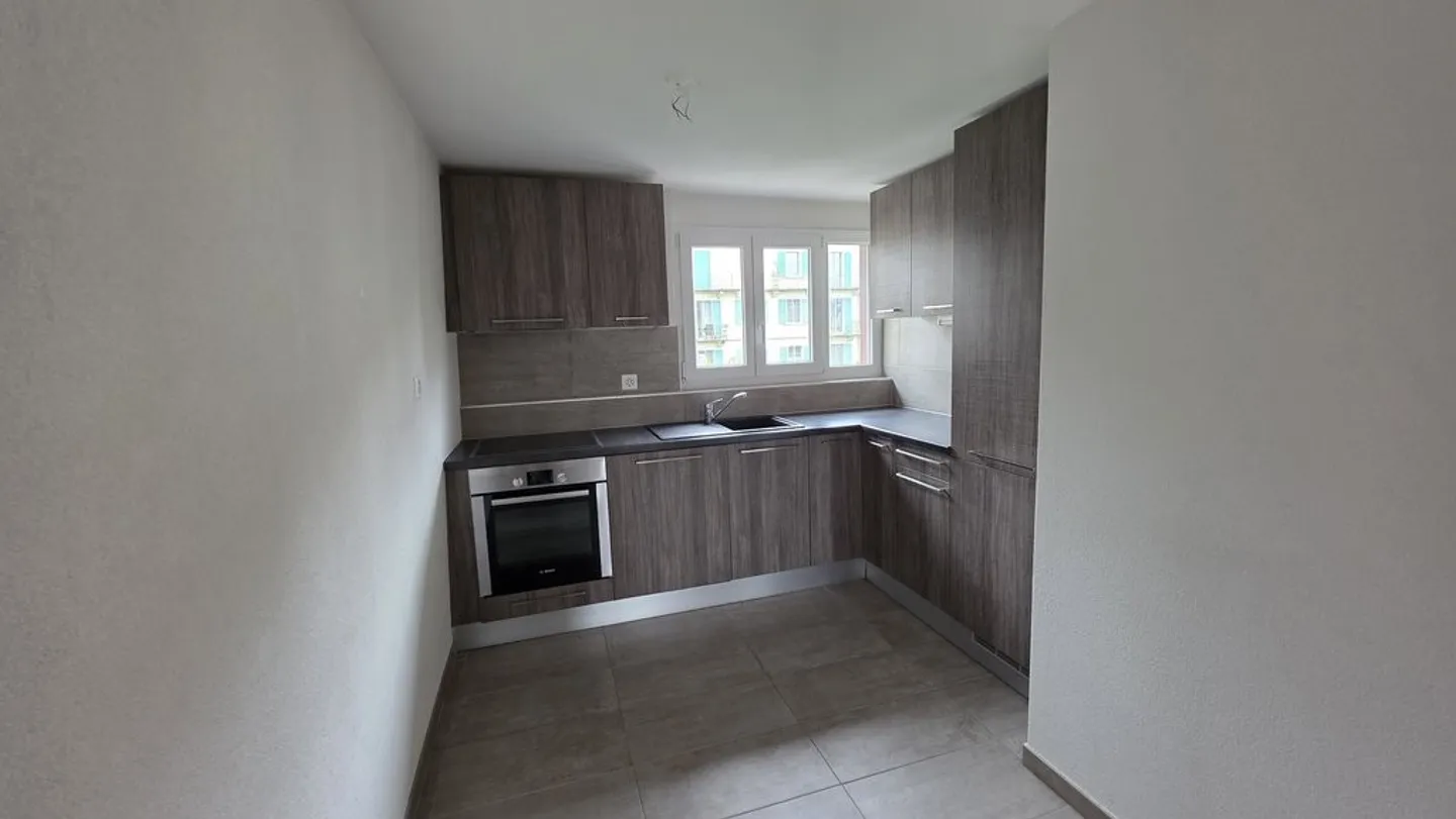 Wunderschöne Wohnung mit Giebel, 2022 vollständig renoviert - Foto 2 von 8