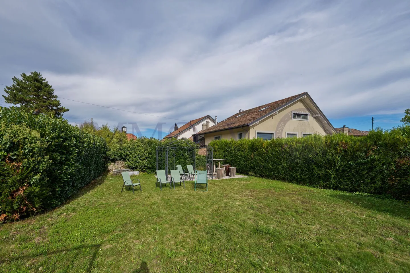 Renovierte Immobilie mit Charme und Garten - Foto 9 di 9