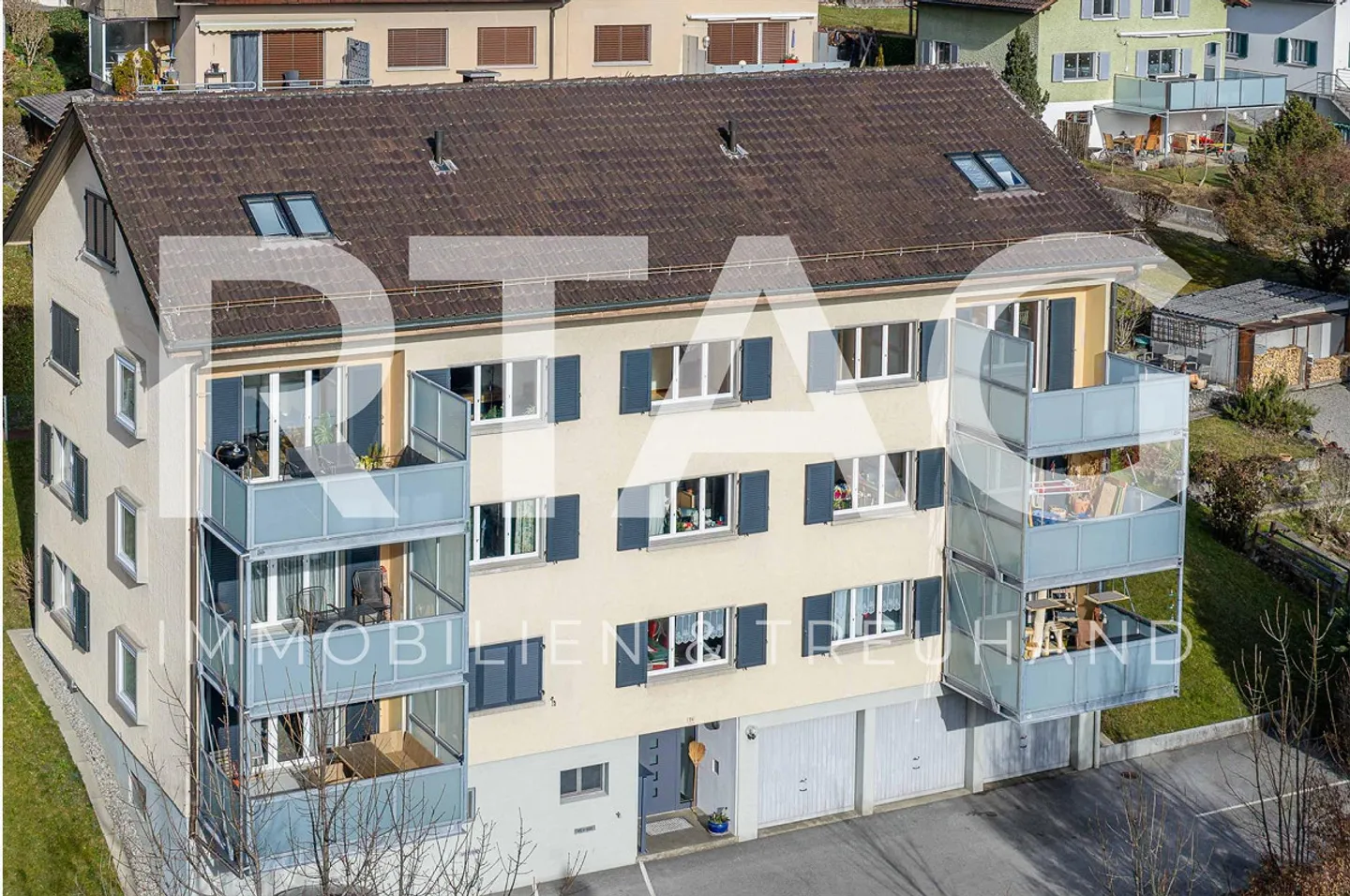 1.5-Room Apartment - Photo 1 of 7