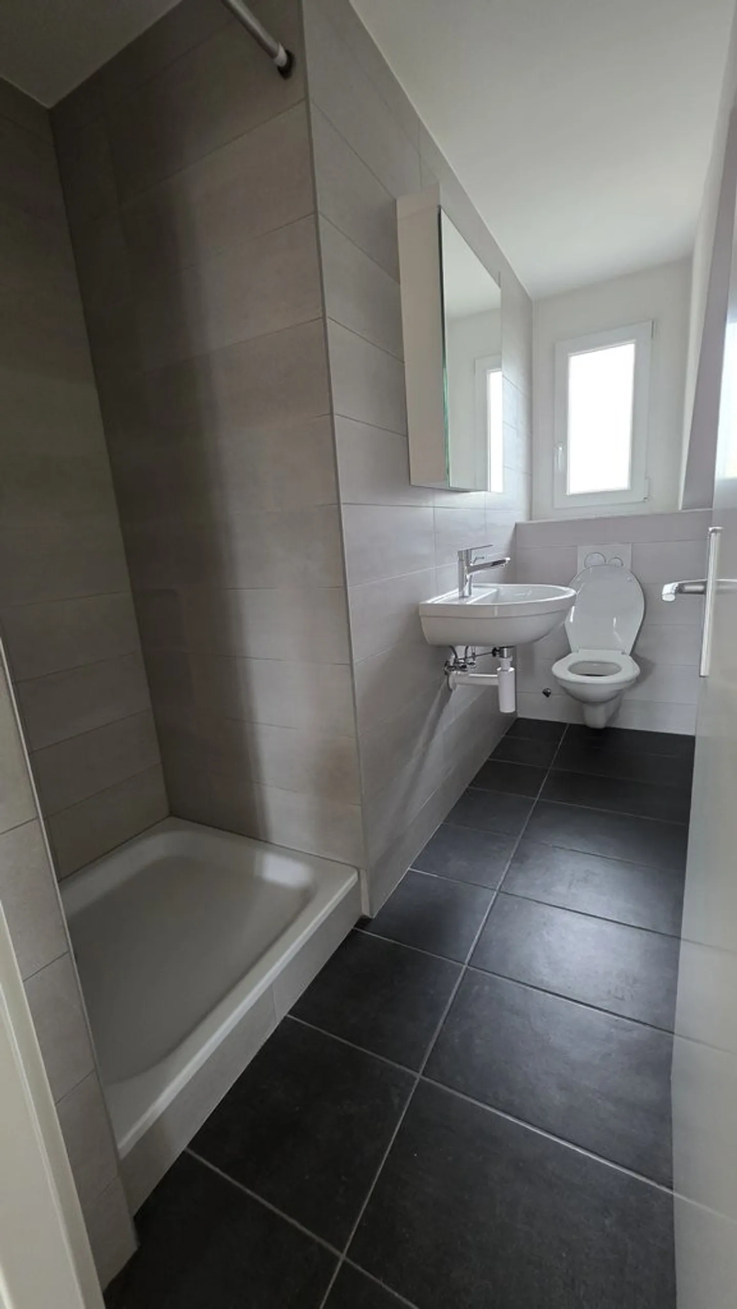 Wunderschöne Wohnung mit Giebel, 2022 vollständig renoviert - Foto 8 von 8