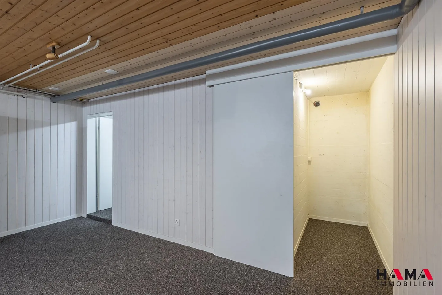 Spacious 6.5-room terrace house with sauna and pool in prime location - Photo 23 of 30