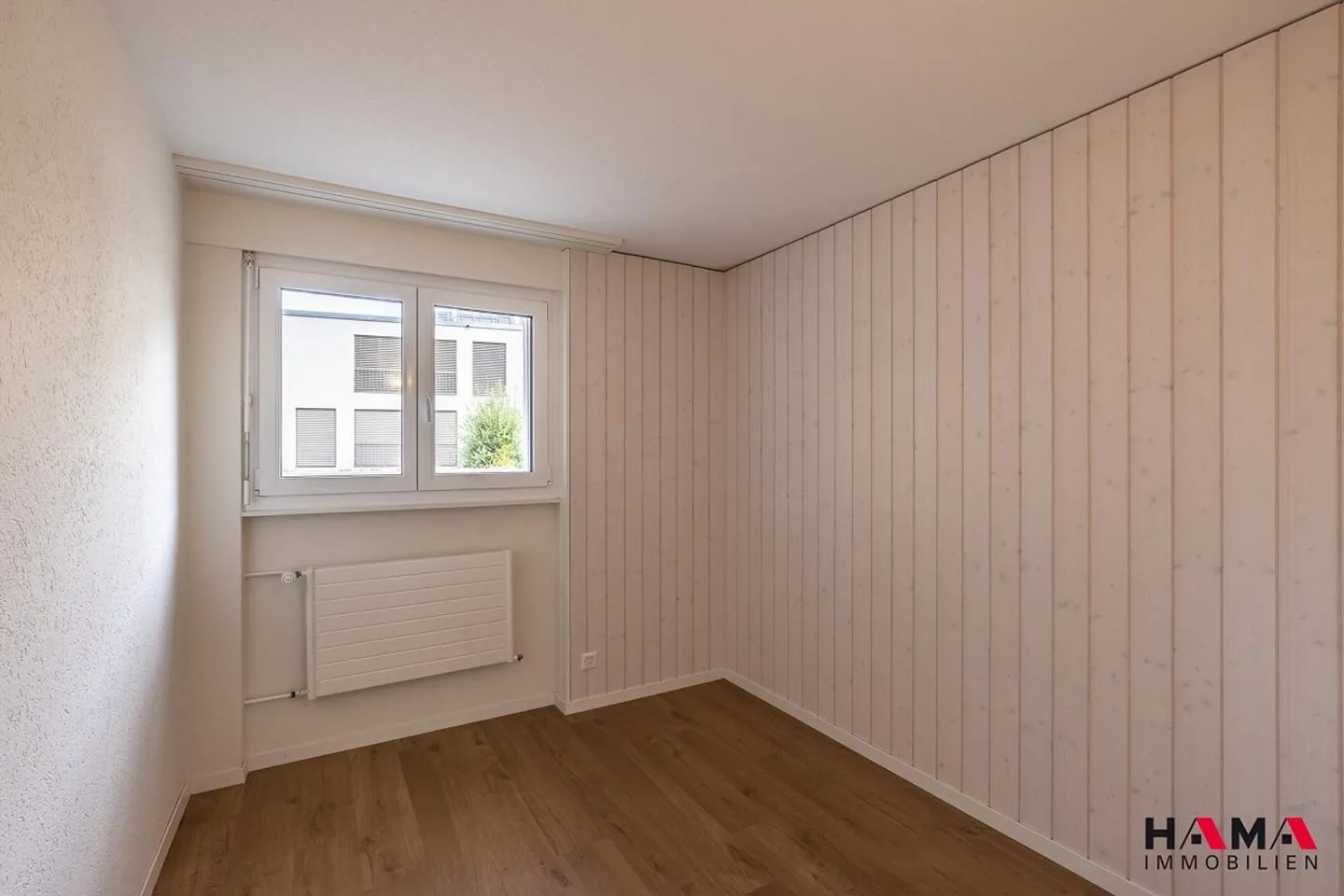 Spacious 6.5-room terrace house with sauna and pool in prime location - Photo 26 of 30