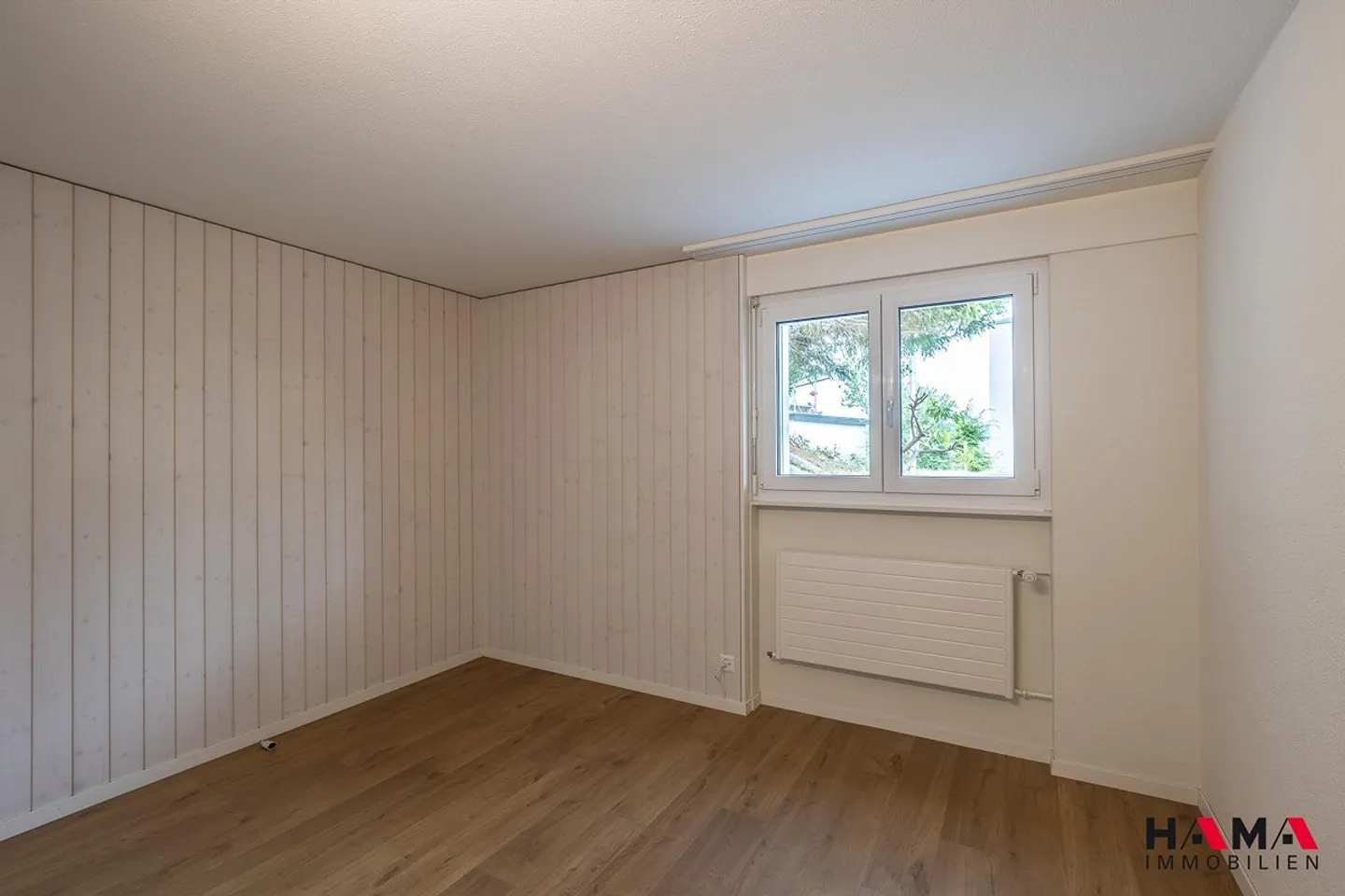 Spacious 6.5-room terrace house with sauna and pool in prime location - Photo 25 of 30