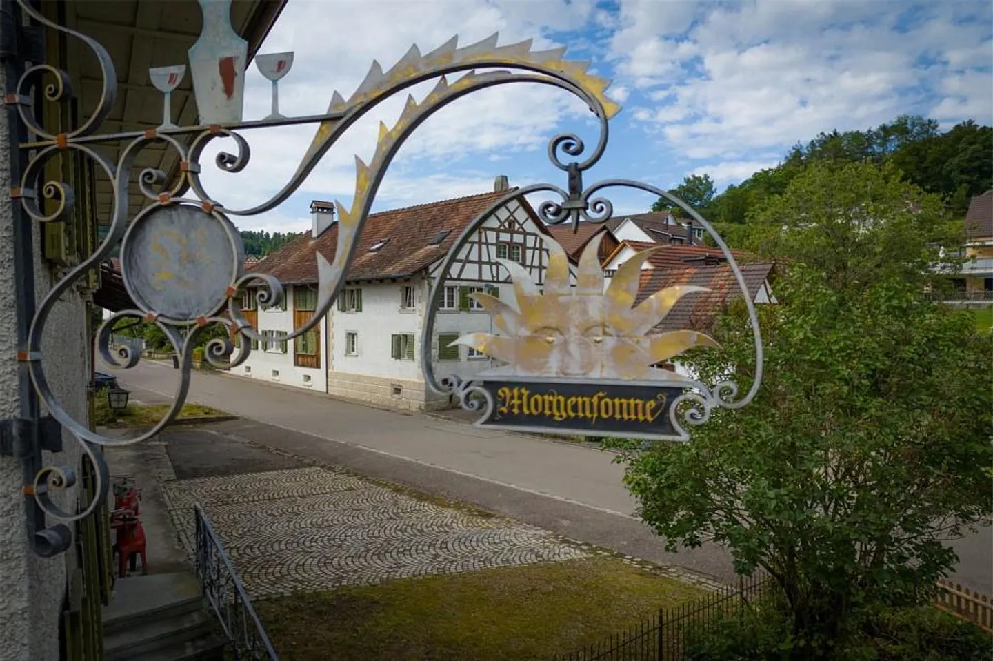 House Morning Sun - Photo 4 of 11