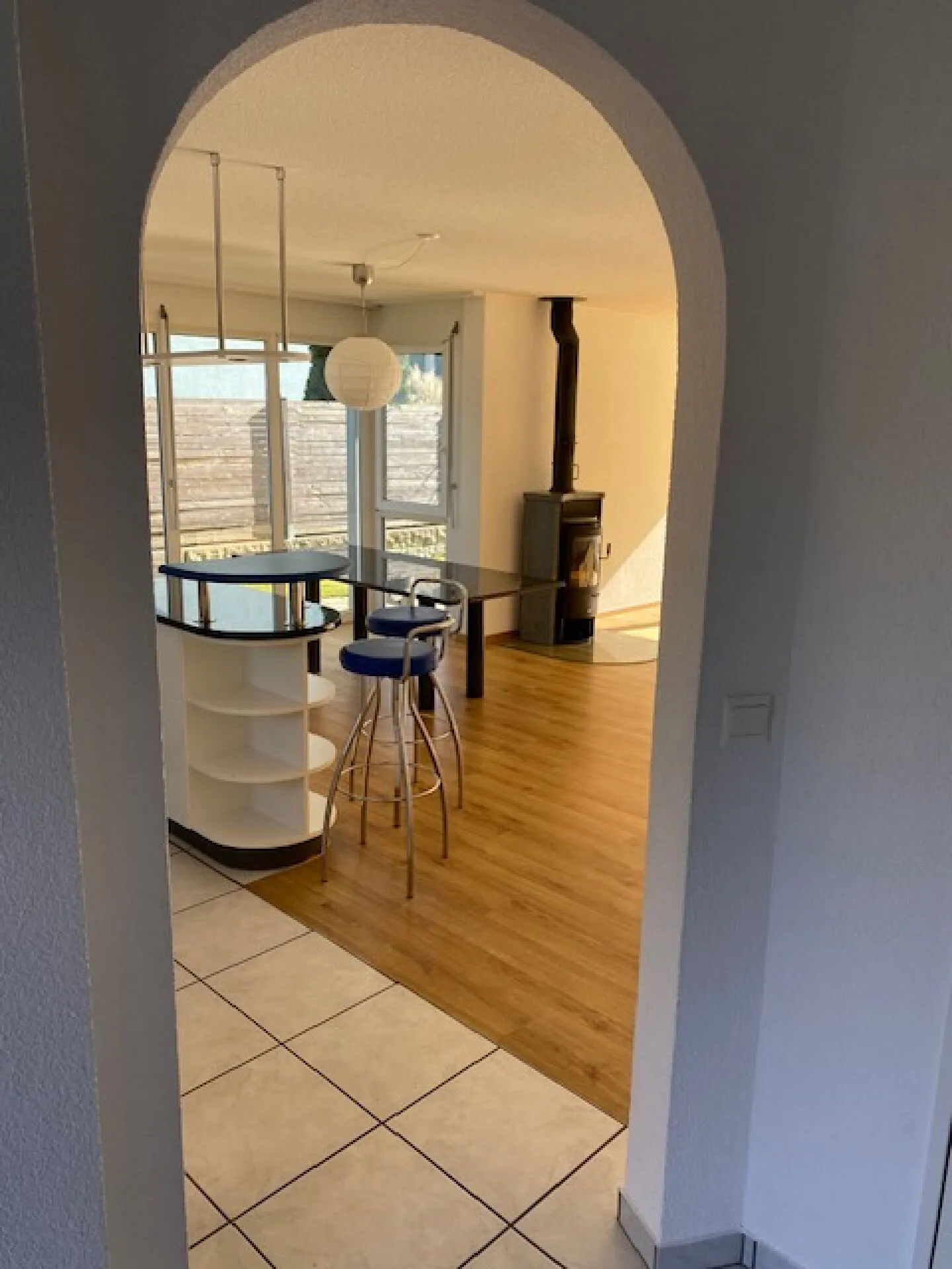 4.5 Zimmer Maisonette-Wohnung mit Reiheneinfamilienhaus-Charakter - Foto 14 von 27