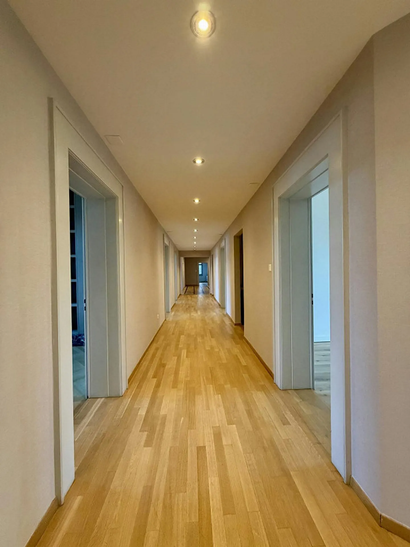 Premium Bürofläche mit Seesicht - Foto 5 von 13