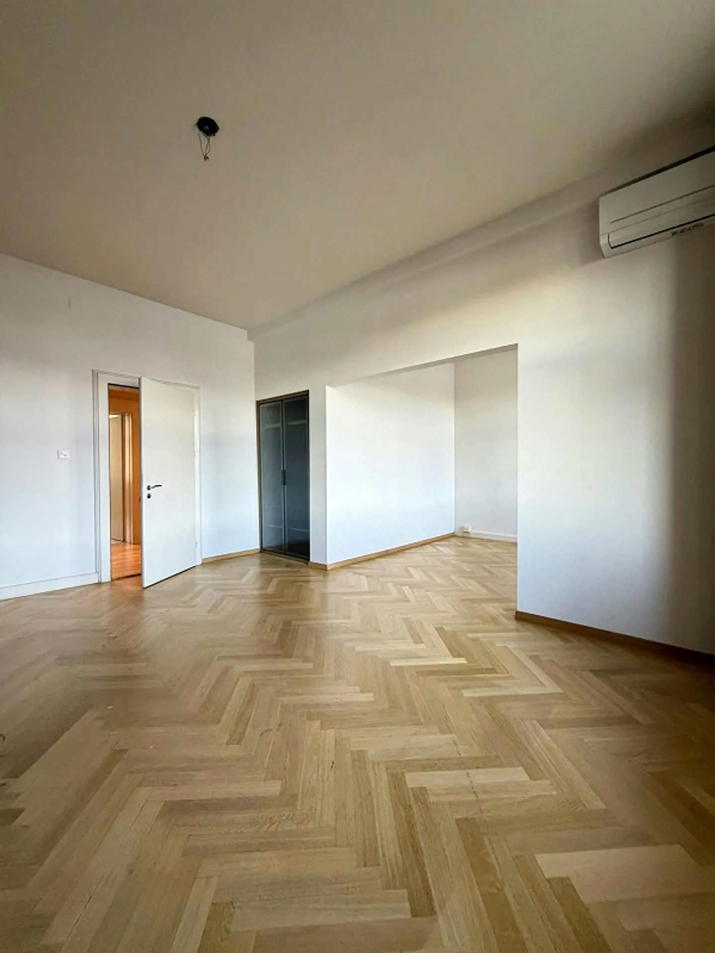 Premium Bürofläche mit Seesicht - Foto 11 von 13