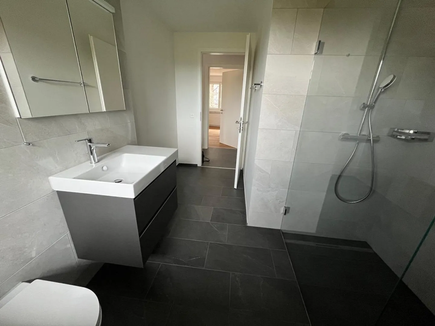 3.5 room apartment with gallery and glazed loggia (renovated 2024) - Photo 8 of 8