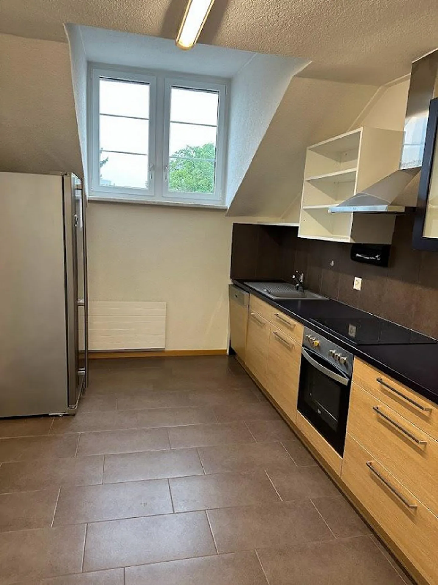 Appartement spacieux de 4.0 pièces - Photo 5 sur 8