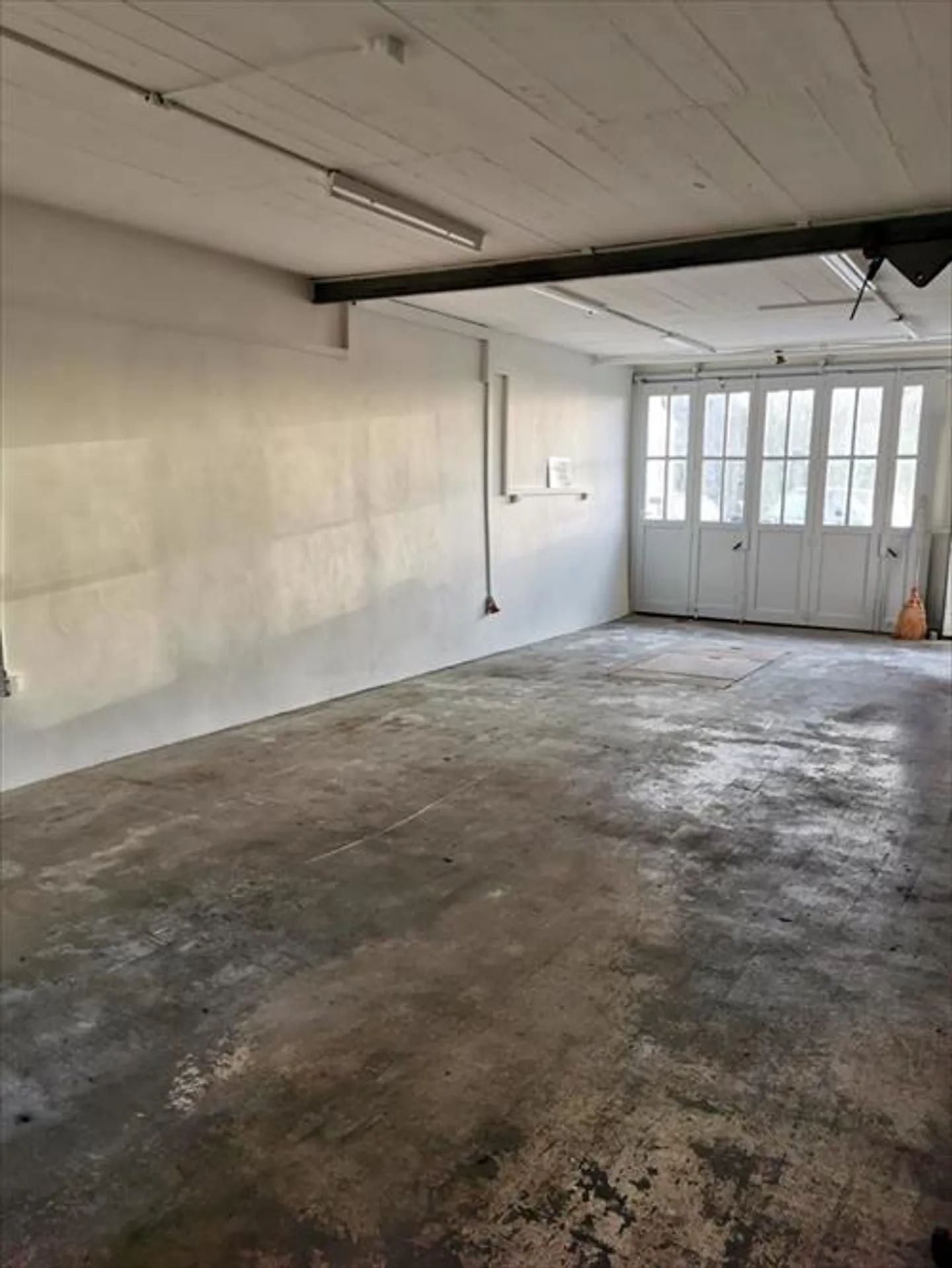 Locale o deposito - Foto 1 di 2