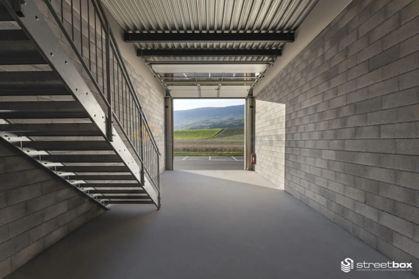 «Streetbox d'angle de 115 m2 très bien situé ! Box n°42» - Photo 2 sur 2