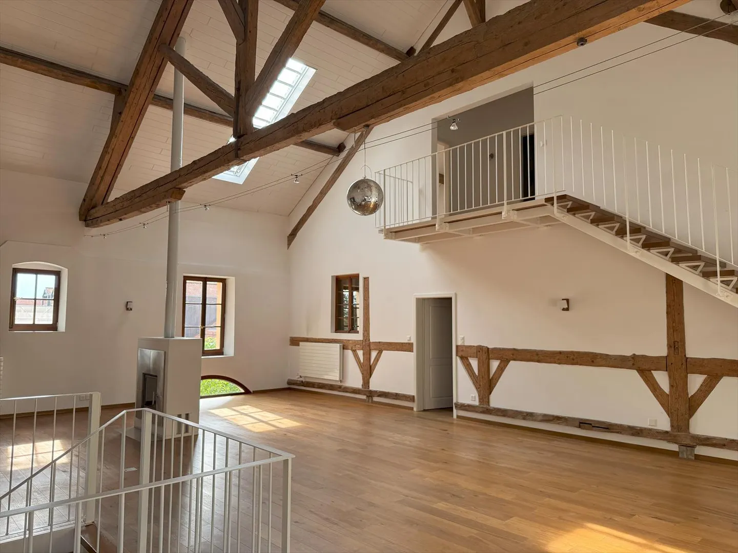 6-Zimmer-Wohnung - Foto 3 von 10