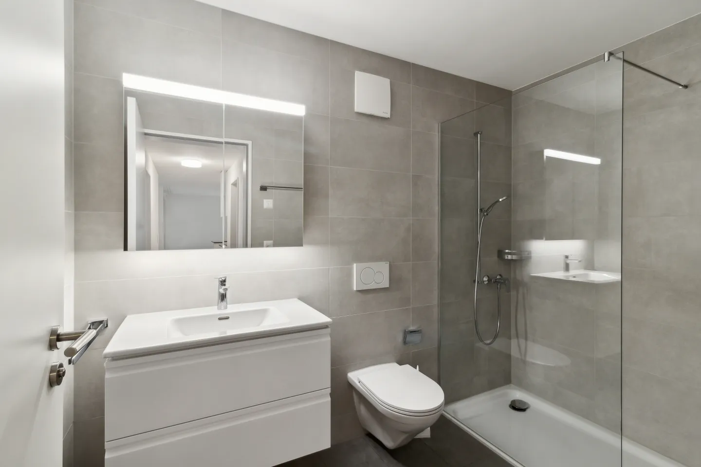 Appartamento di nuova costruzione a Oerlikon con stanze inondate di luce! - Foto 9 di 10