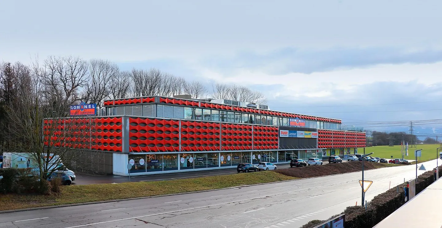 Große Verkaufsfläche – Außergewöhnliche Helligkeit & Sichtbarkeit - Foto 5 von 6