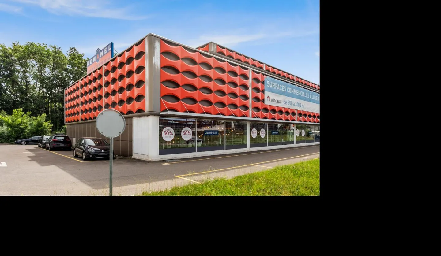 Große Verkaufsfläche – Außergewöhnliche Helligkeit & Sichtbarkeit - Foto 6 von 6