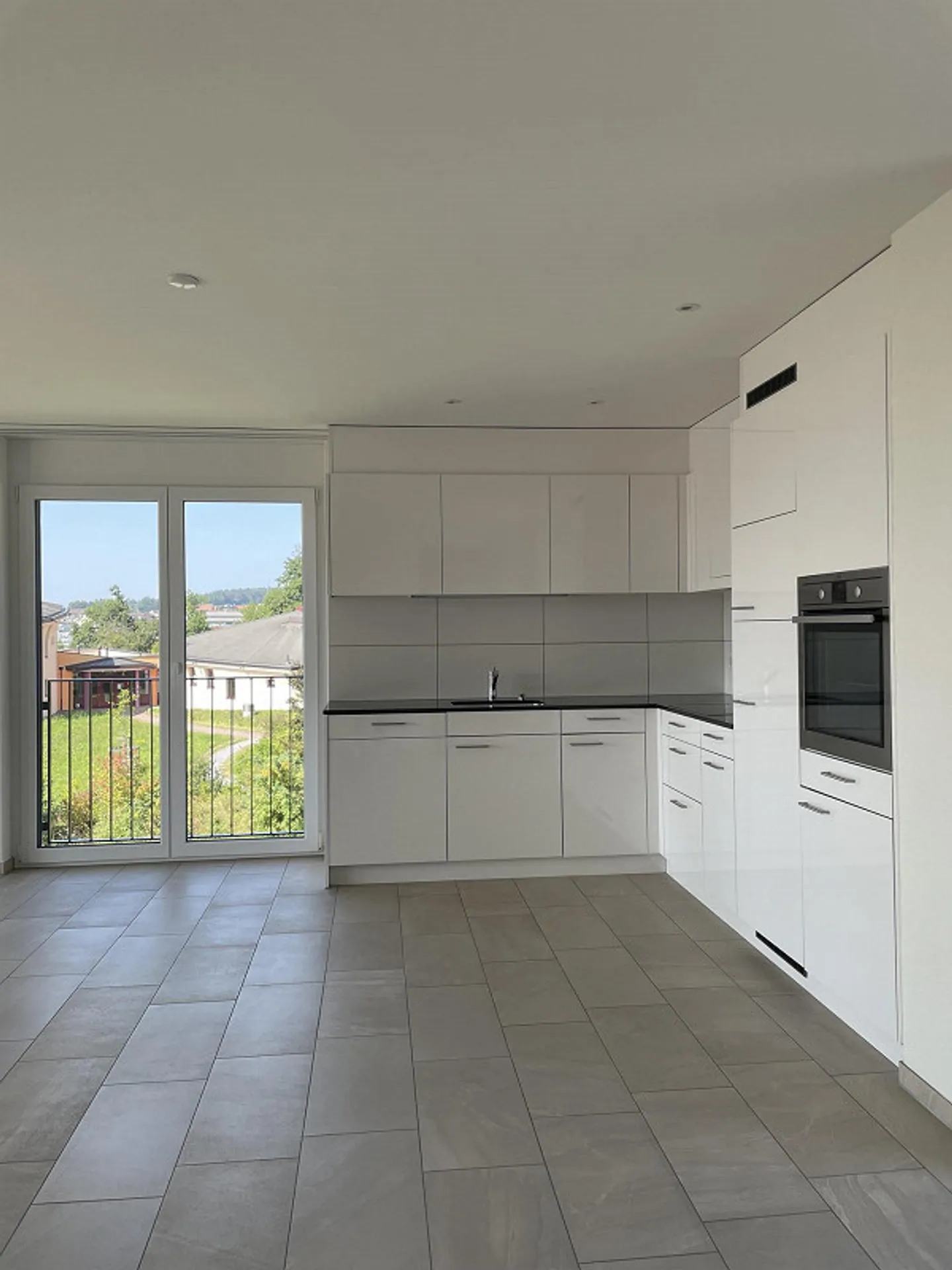 Appartamento singolo in cima - Foto 2 di 9