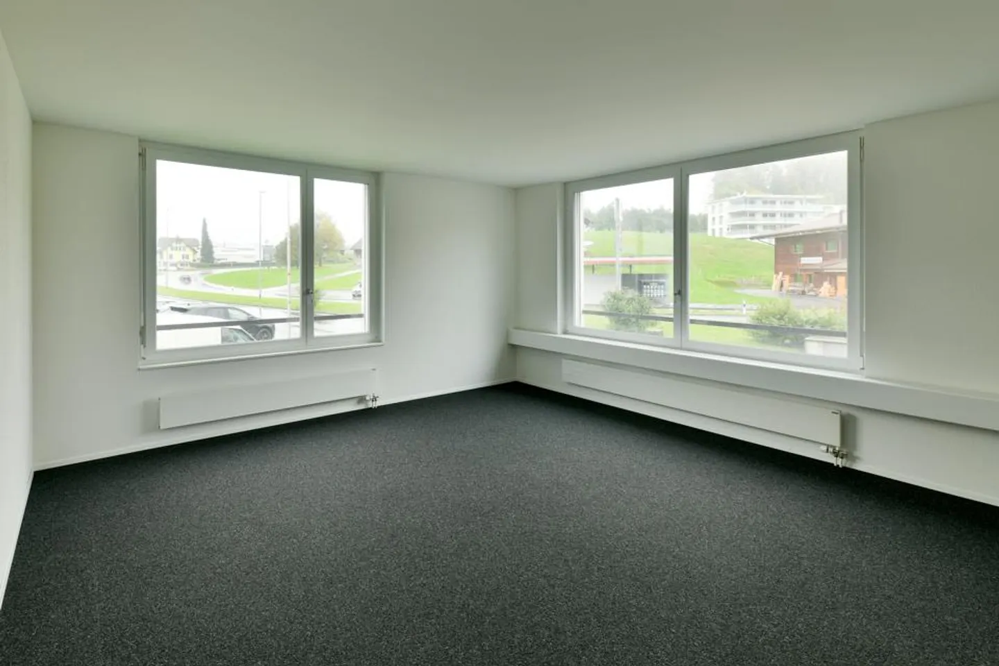 Modernes Büro zu Vermieten - Foto 3 von 7