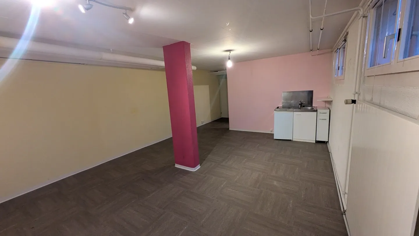 Storage space for rent - Photo 3 of 13