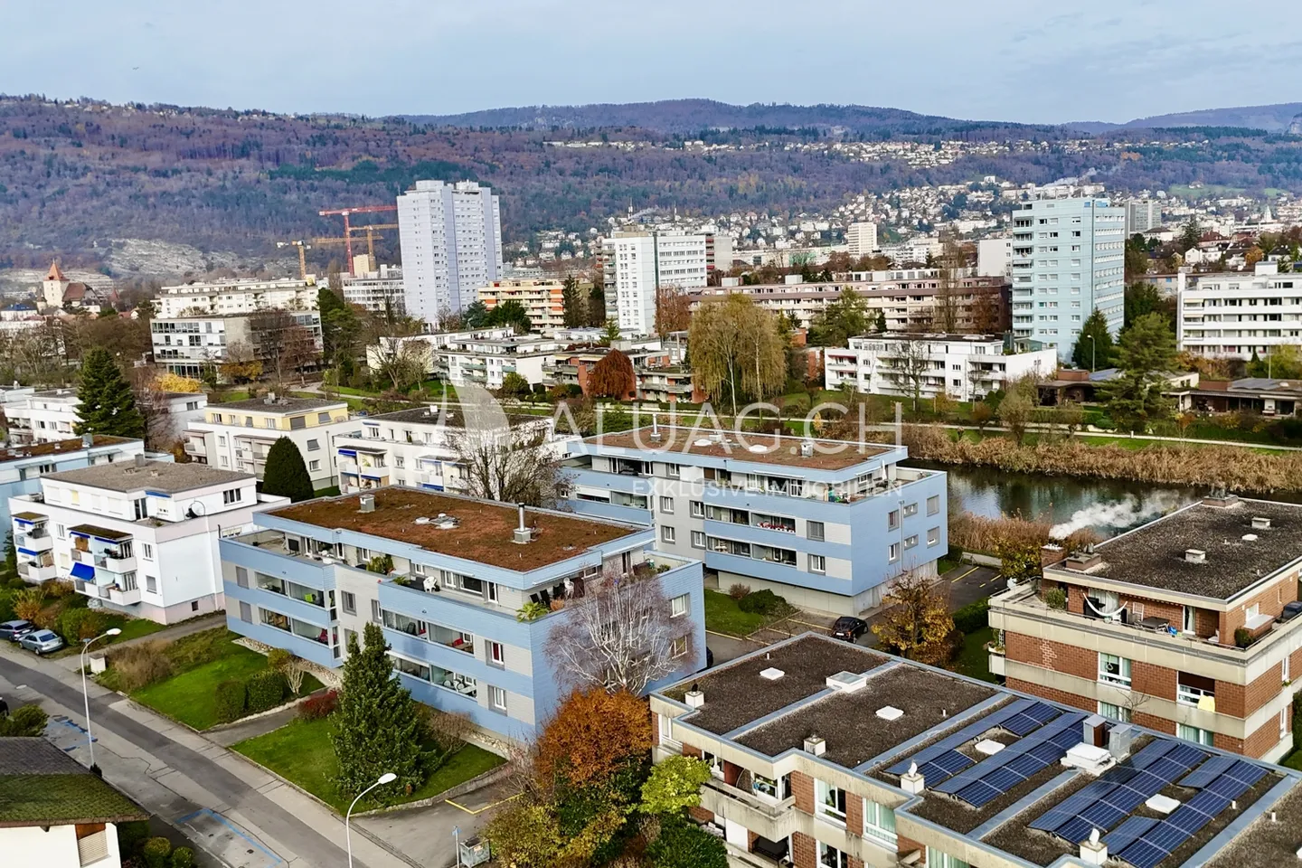 LIVING ON 2 FLOORS IN QUIET PORTMOOS - Photo 3 of 10