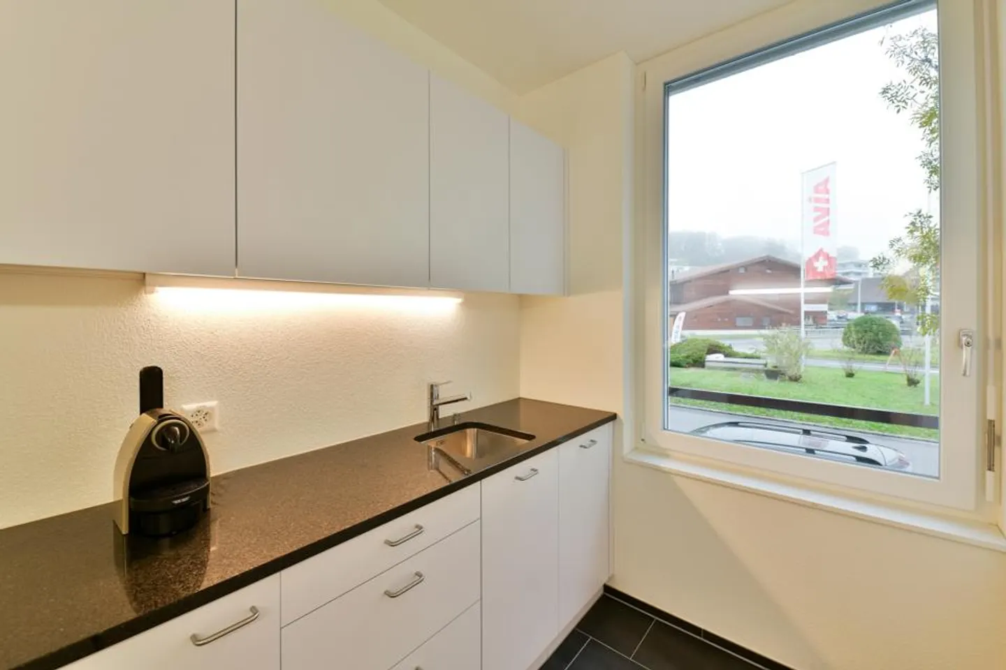 Modernes Büro zu Vermieten - Foto 5 von 7