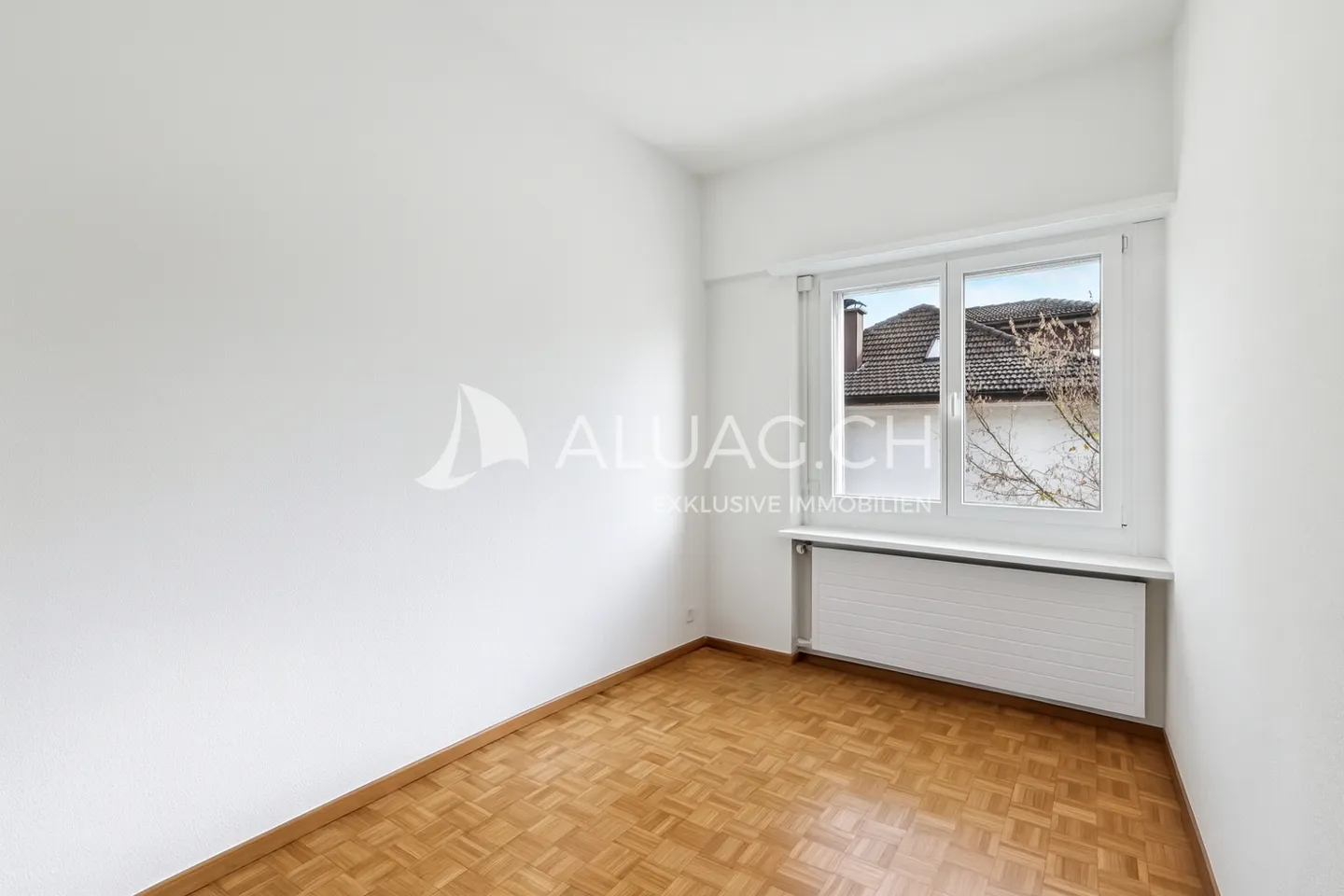 LIVING ON 2 FLOORS IN QUIET PORTMOOS - Photo 6 of 10