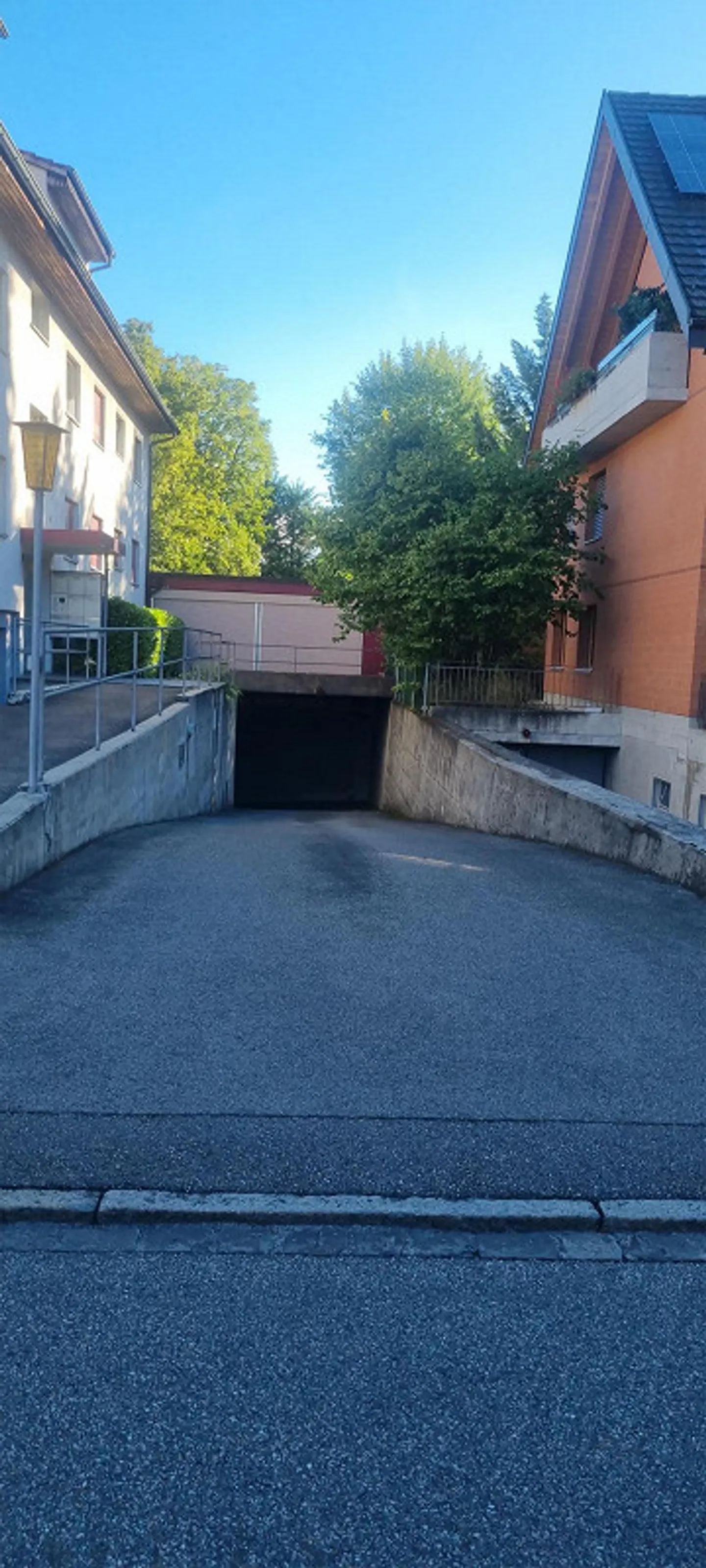 Einstellhallenplätze in Riehen - Foto 1 von 1
